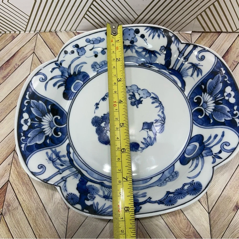 Japanese Ryu-Ho Sanyo Toki Clover-Shaped Bowl‎ blue and white Floral Pattern D11